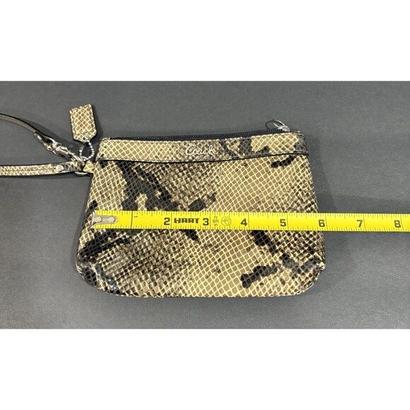 Coach Wallet Embossed Brown Python Snakeskin Medium Wristlet - Picture 9 of 11